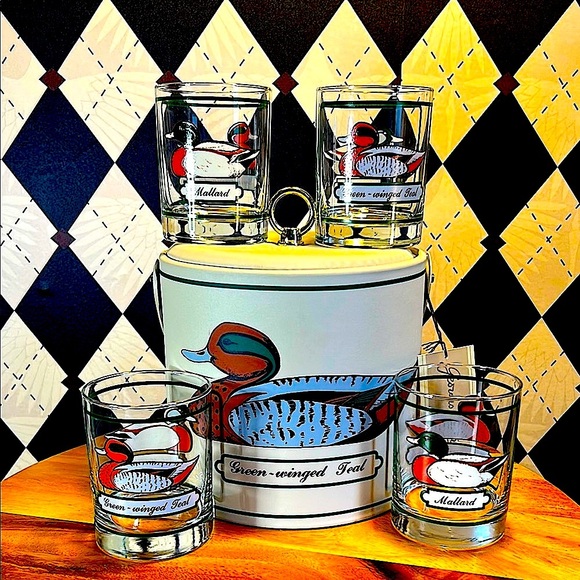 Vintage Georges Briard Ice Cooler with Lid & 4 Glass Set - Picture 1 of 16